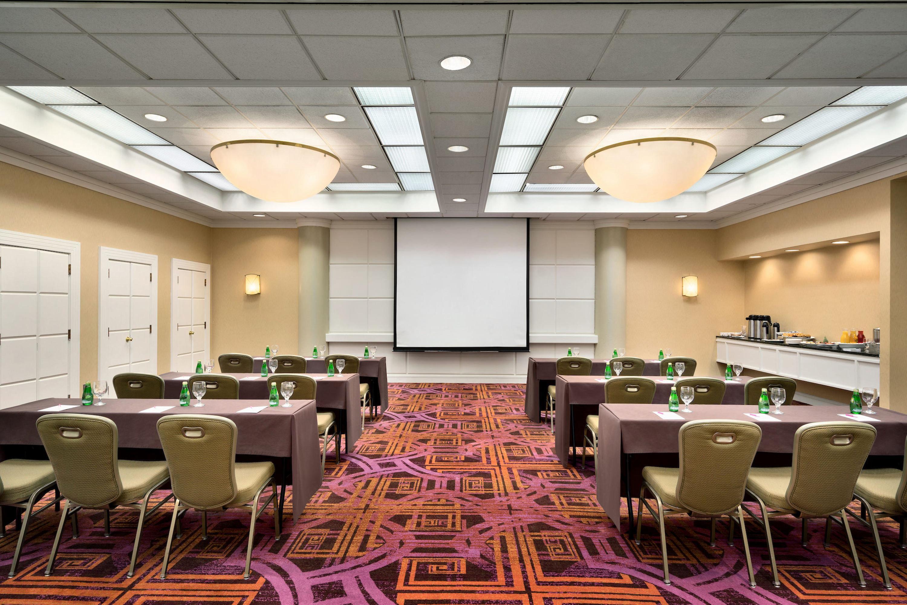 Crowne Plaza Englewood By Ihg Hotel Bagian luar foto