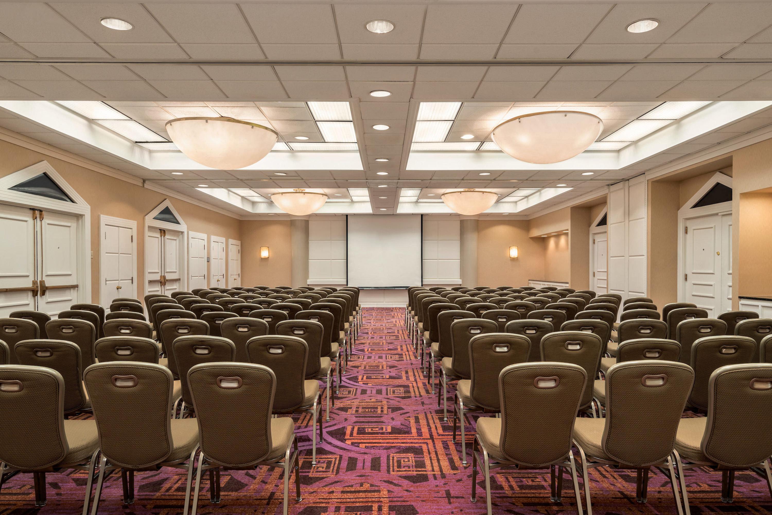 Crowne Plaza Englewood By Ihg Hotel Bagian luar foto
